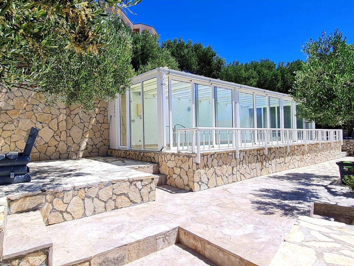 Vila Maslina Apartments Mit Pool Und Garten Nahe Am Strand Тучепи Экстерьер фото