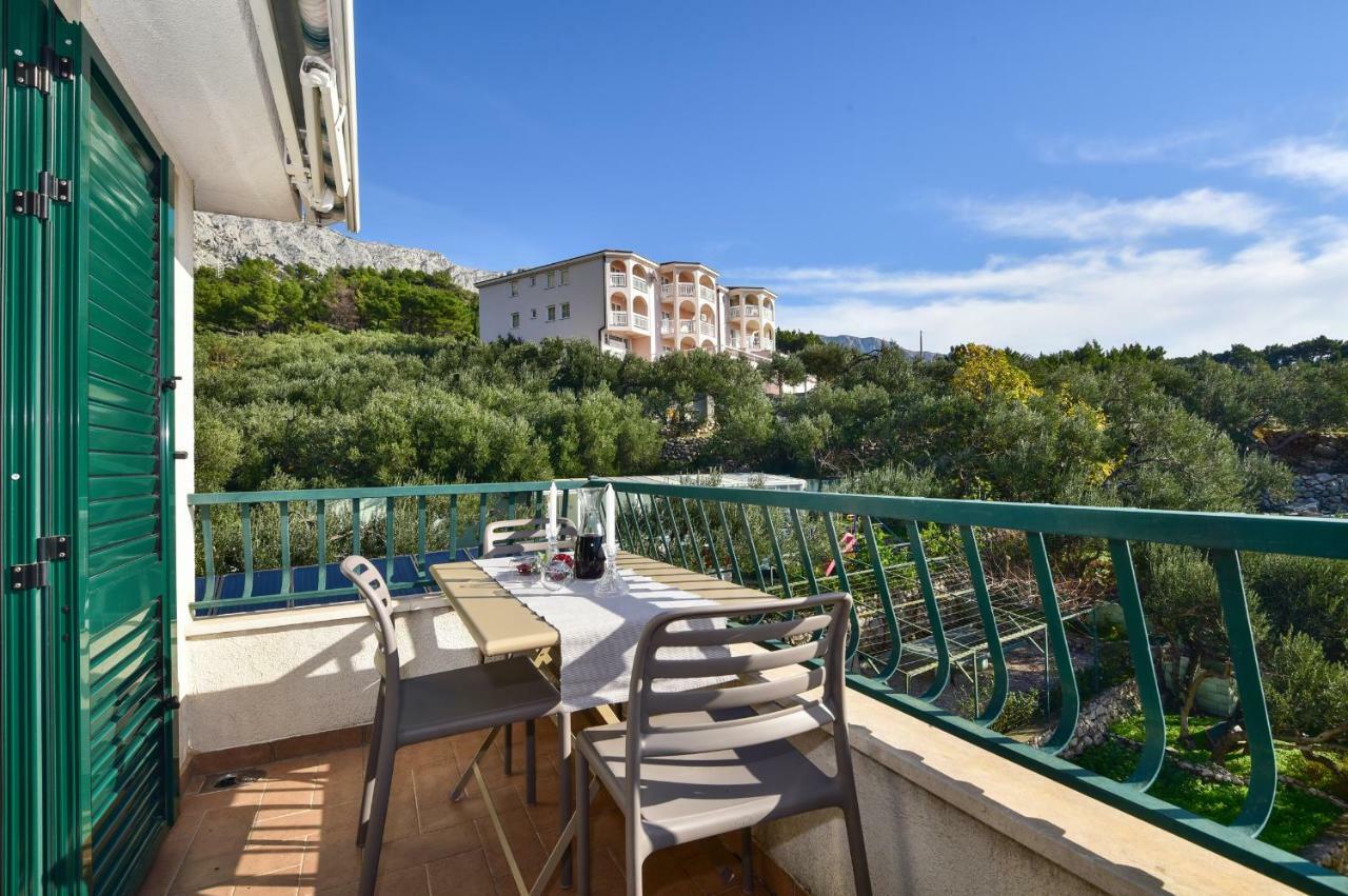 Vila Maslina Apartments Mit Pool Und Garten Nahe Am Strand Тучепи Экстерьер фото